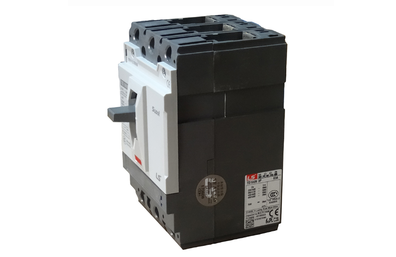 TD和TS塑殼斷路器外部附件選型介紹 TD和TS塑殼斷路器外部附件選型介紹